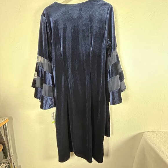 R&M Richards 5471W Womens Plus Size 18W Velvet Ruched Formal Evening Dress New - Picture 2 of 10